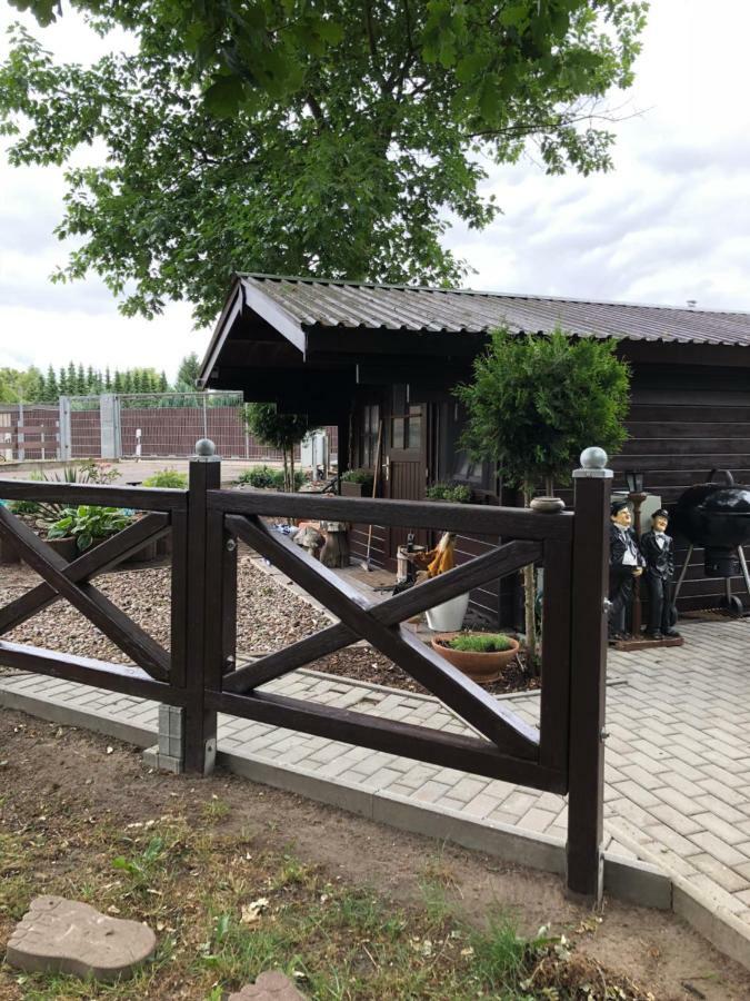 Ferienwohnung im Park Lenschow Exterior foto